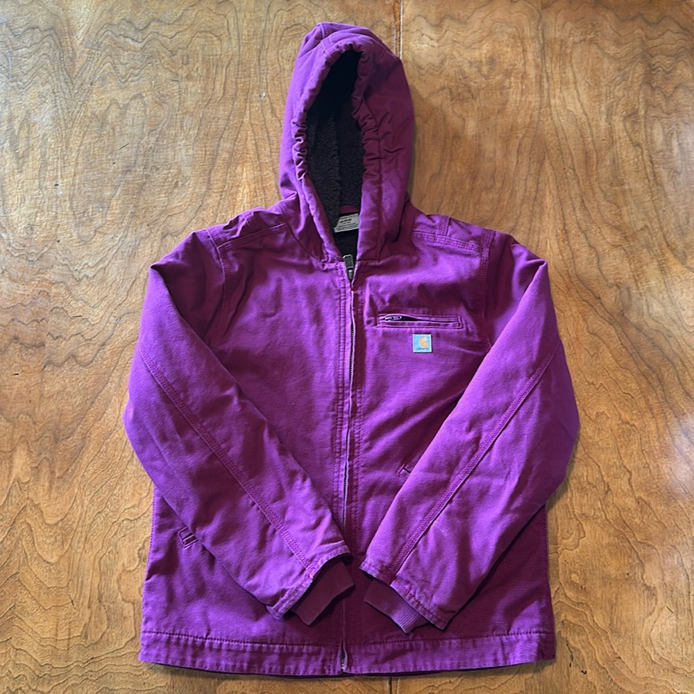 Gently used!! CARHARTT fleece lined jacket in purple